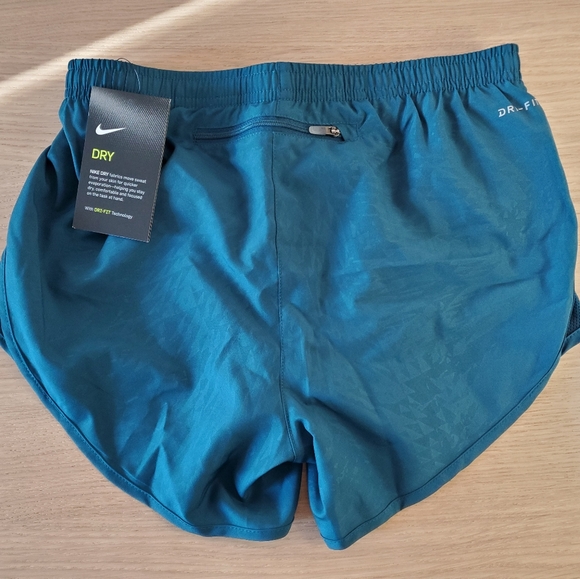 NIKE WOMEN'S DRI-FIT Tempo Running Shorts - Picture 3 of 4